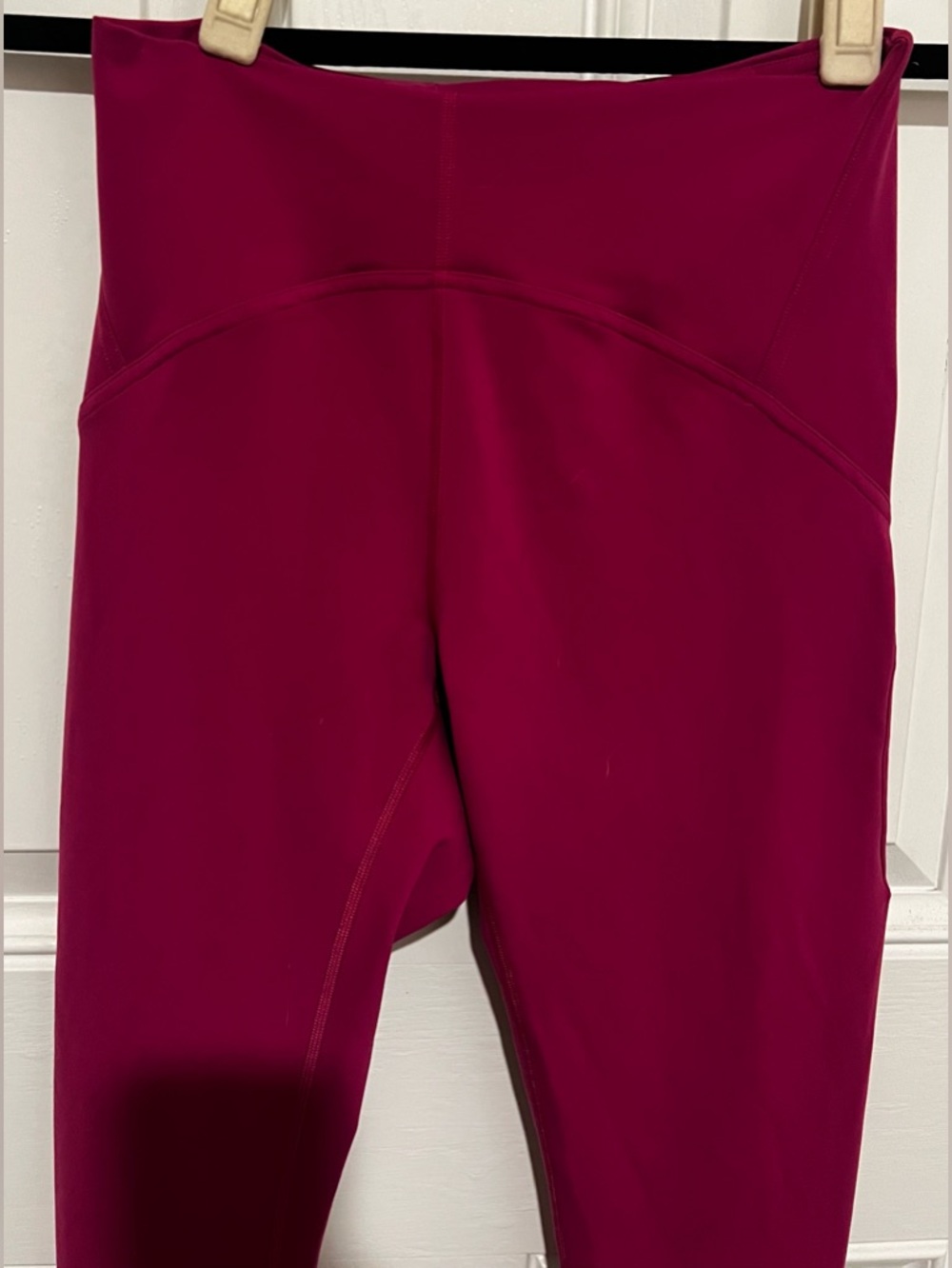 Lululemon Size 6 Instill HR Tight 25” Magenta Purple Pink Smooth Cover Yoga Pant - Picture 3 of 12